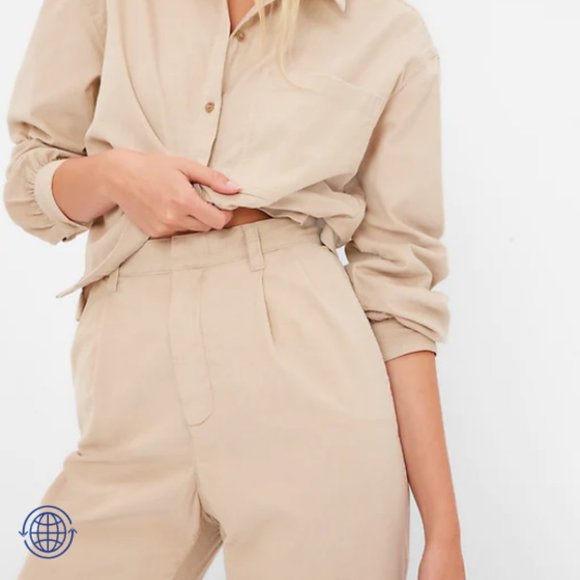 High Rise Pleated Taper Corduroy Pants with Washwell - Picture 3 of 6